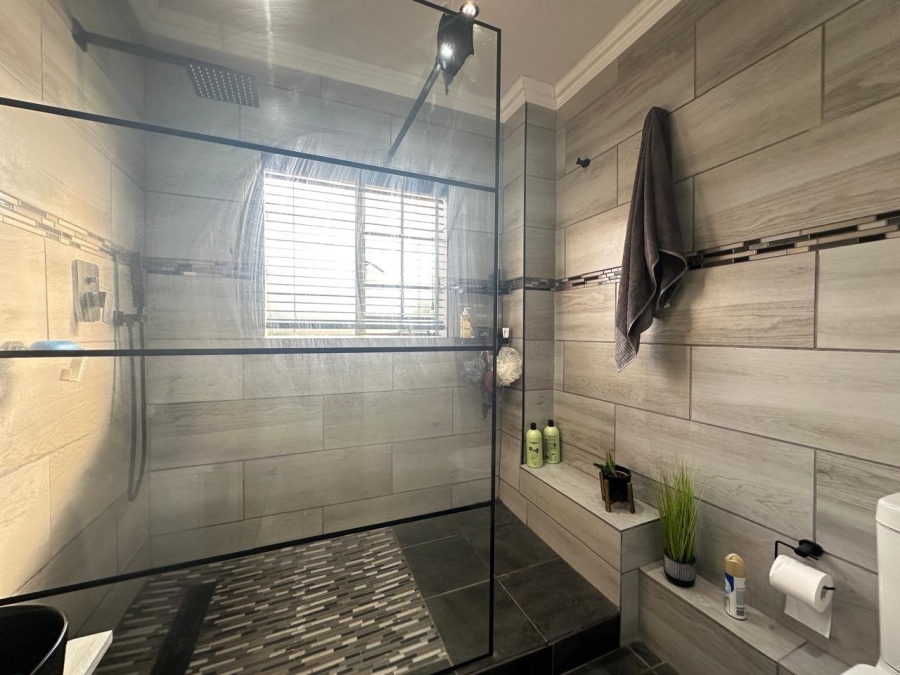 1 Bedroom Property for Sale in Tijger Valley Gauteng