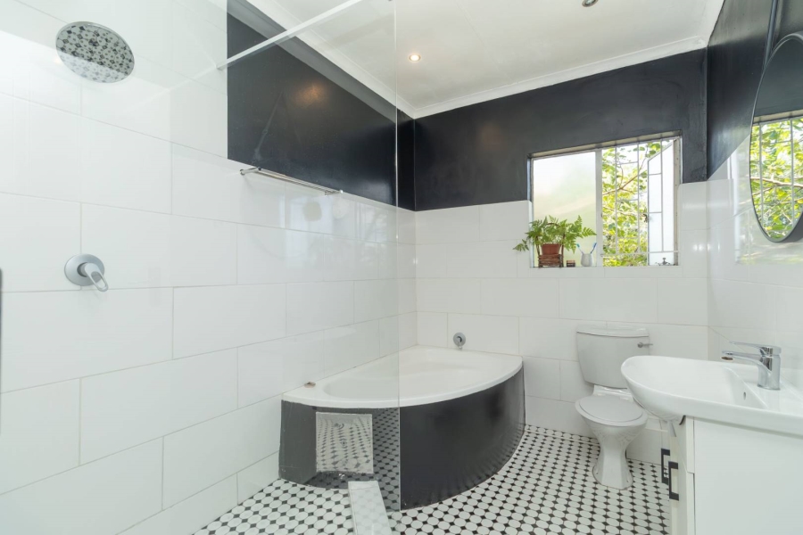 2 Bedroom Property for Sale in Quellerina Gauteng