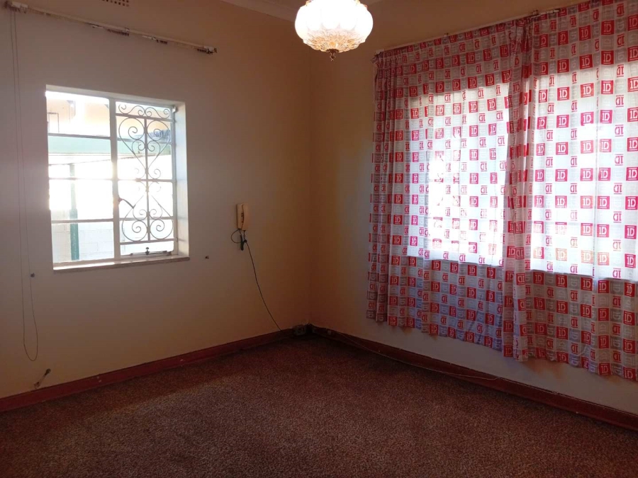 To Let 0 Bedroom Property for Rent in Orange Grove Gauteng