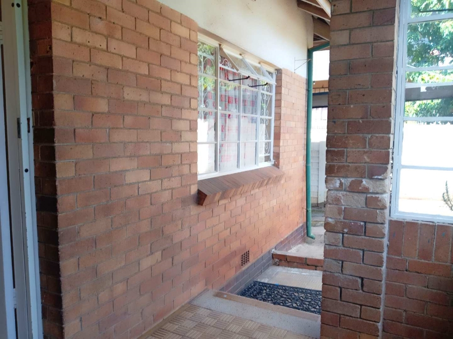 To Let 0 Bedroom Property for Rent in Orange Grove Gauteng