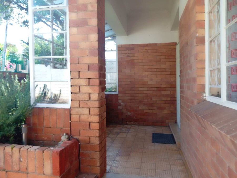 To Let 0 Bedroom Property for Rent in Orange Grove Gauteng