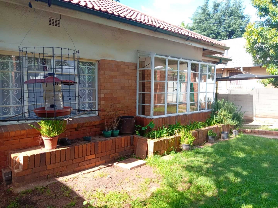 To Let 0 Bedroom Property for Rent in Orange Grove Gauteng