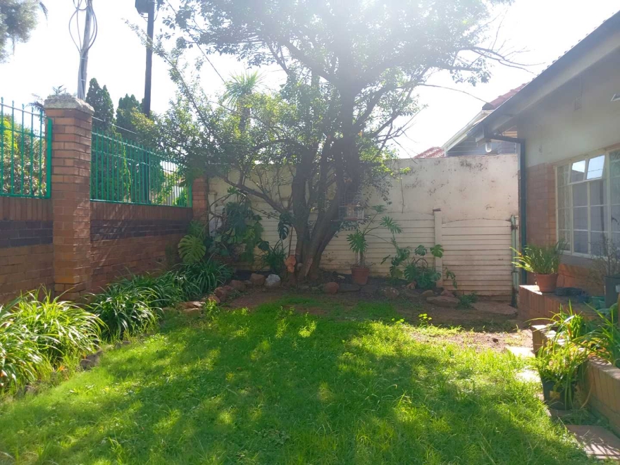 To Let 0 Bedroom Property for Rent in Orange Grove Gauteng