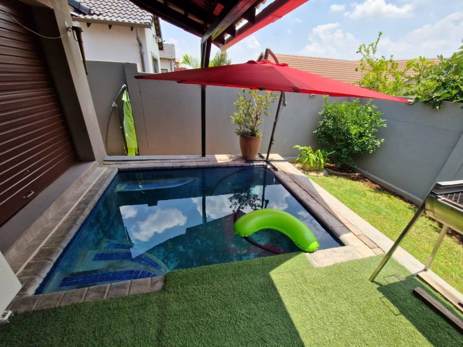 3 Bedroom Property for Sale in Rua Vista Gauteng