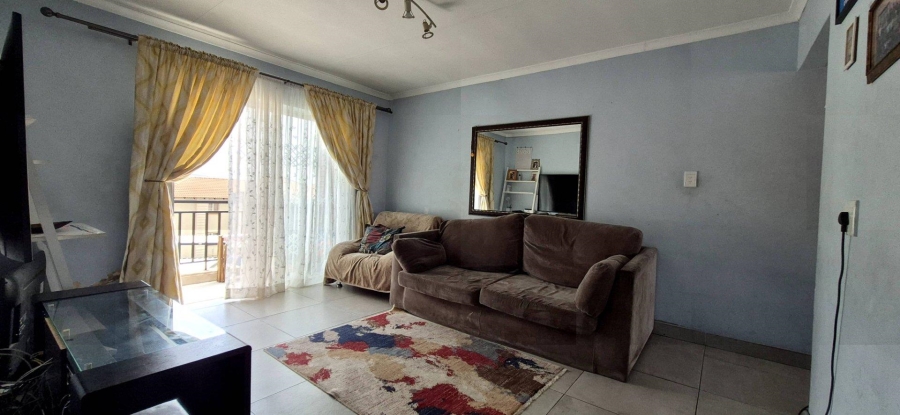 2 Bedroom Property for Sale in Buccleuch Gauteng