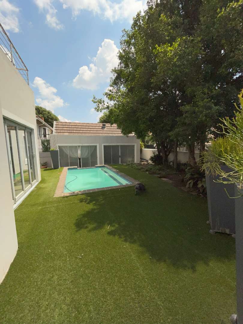 To Let 3 Bedroom Property for Rent in Woodlands Gauteng