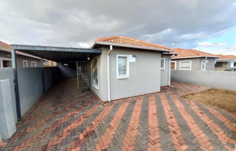 3 Bedroom Property for Sale in Lotus Gardens Gauteng