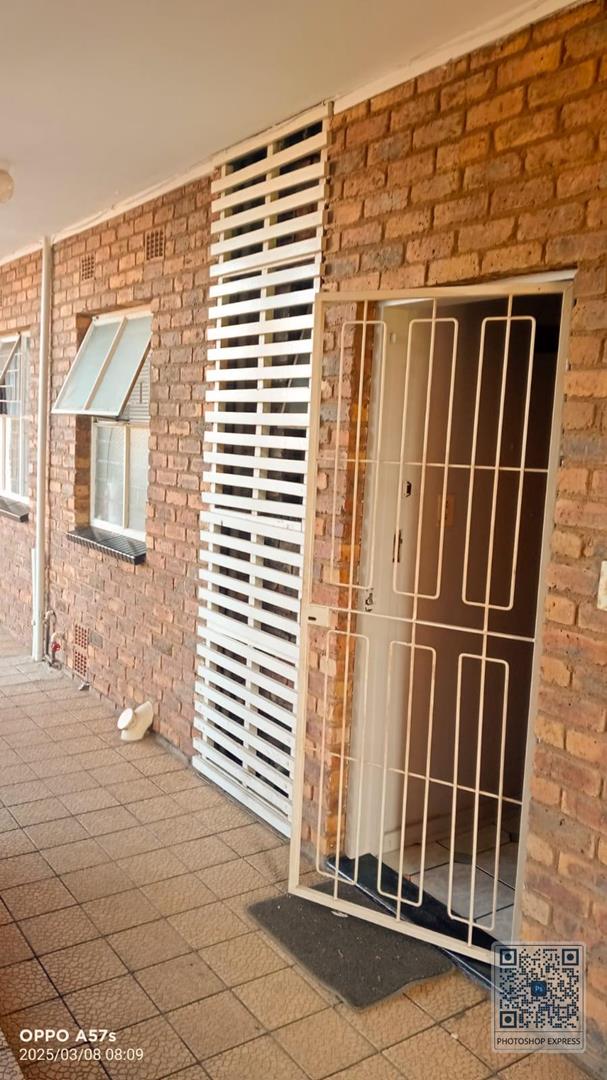 2 Bedroom Property for Sale in Edleen Gauteng