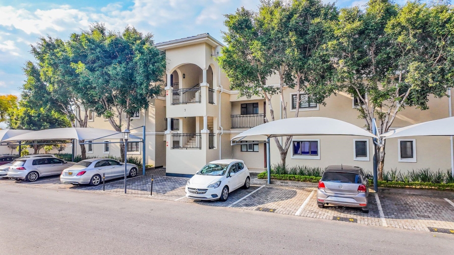2 Bedroom Property for Sale in Broadacres Gauteng