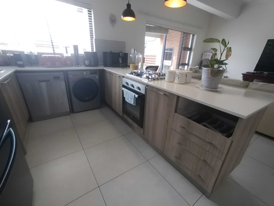 3 Bedroom Property for Sale in Louwlardia Gauteng