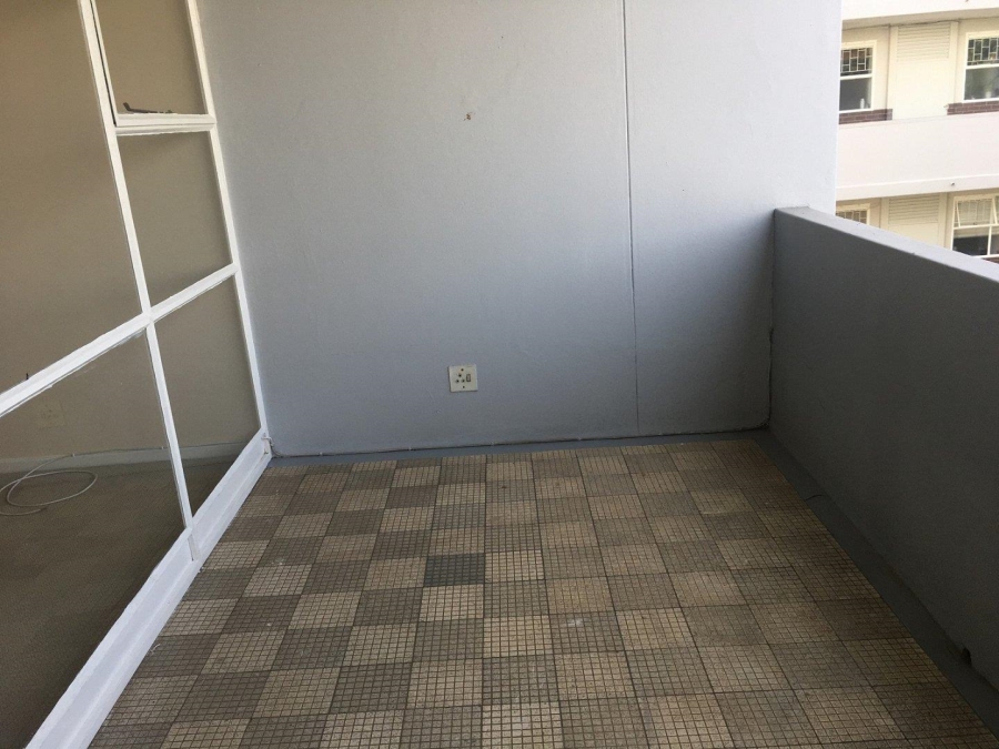 1 Bedroom Property for Sale in Illovo Gauteng
