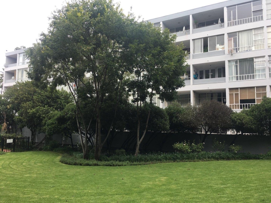 1 Bedroom Property for Sale in Illovo Gauteng