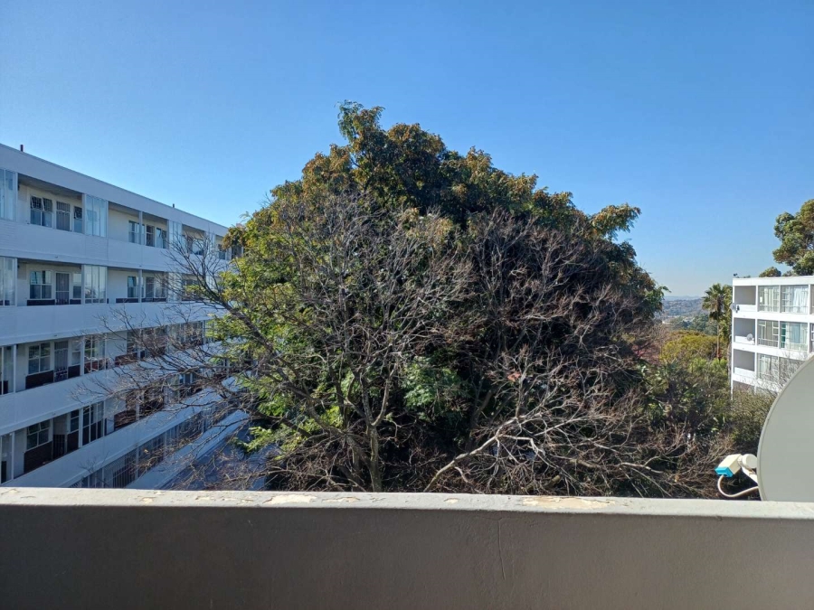1 Bedroom Property for Sale in Illovo Gauteng