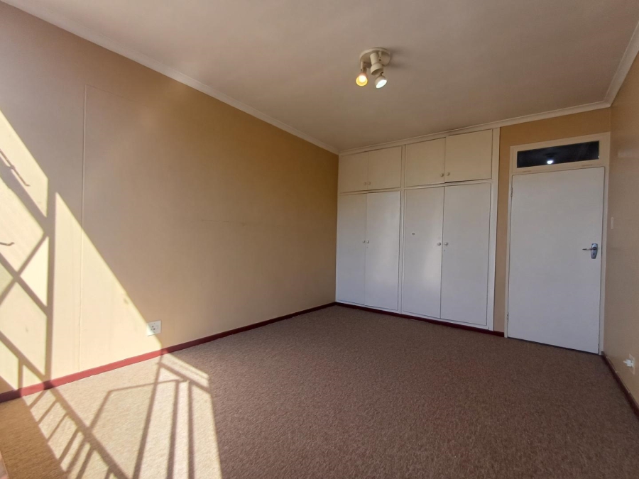1 Bedroom Property for Sale in Illovo Gauteng