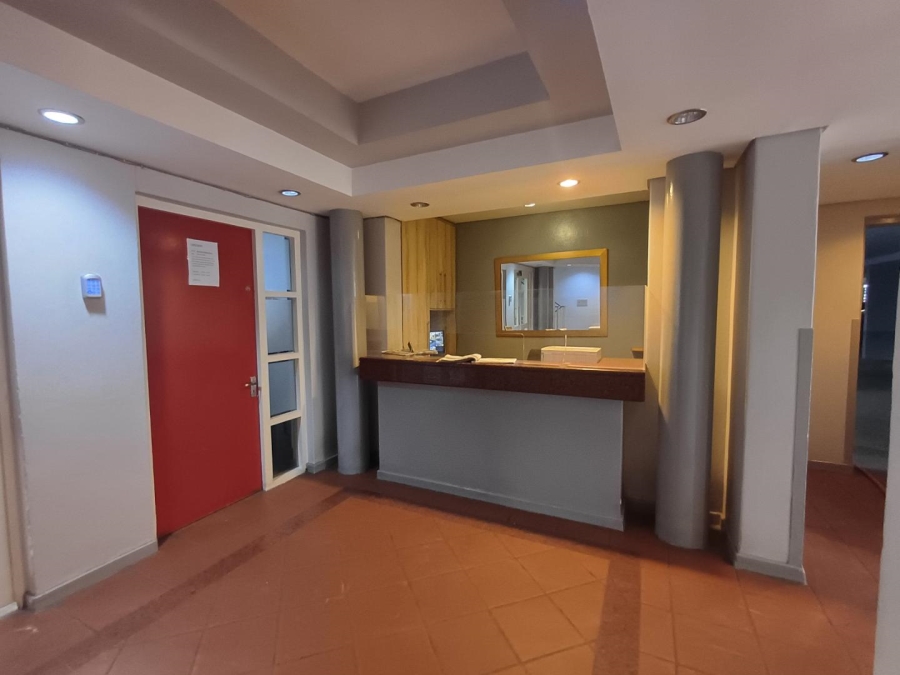 1 Bedroom Property for Sale in Illovo Gauteng