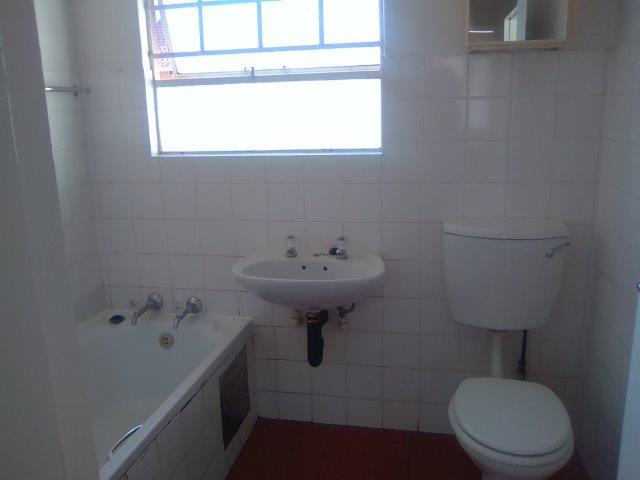 2 Bedroom Property for Sale in Die Hoewes Gauteng