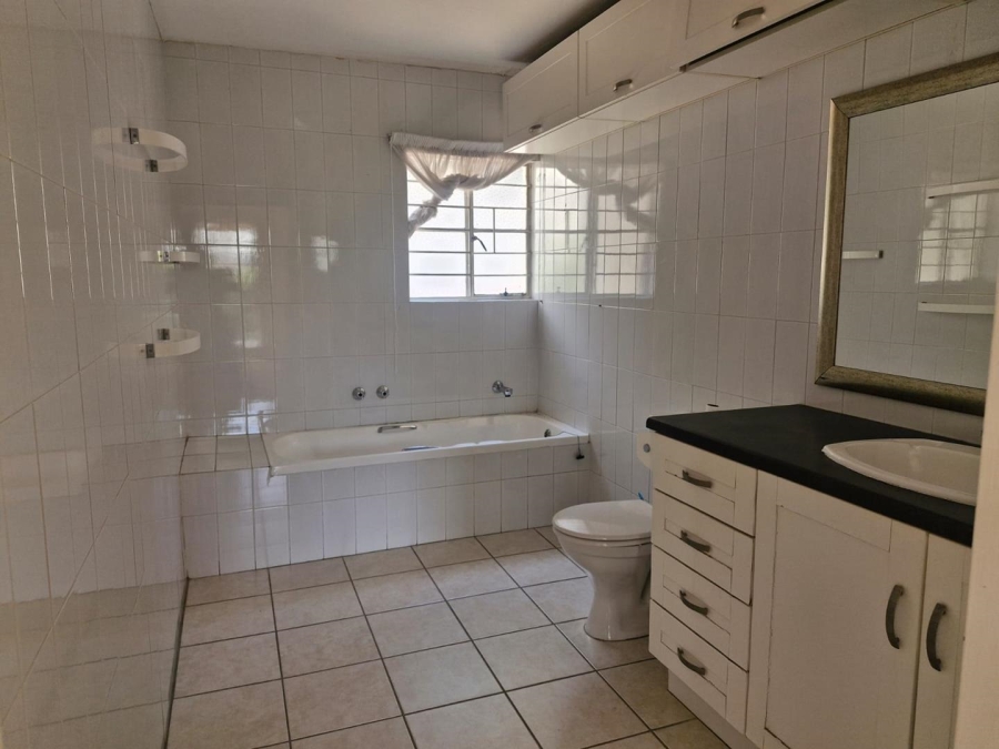 2 Bedroom Property for Sale in Morningside Gauteng