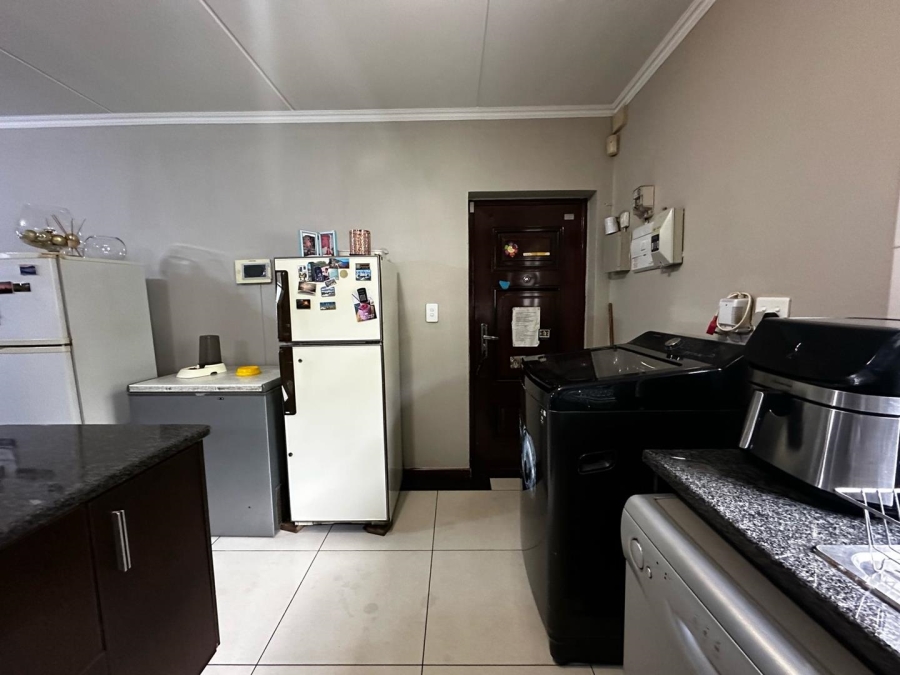 3 Bedroom Property for Sale in Noordwyk Gauteng