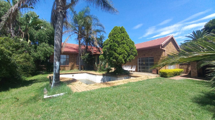 4 Bedroom Property for Sale in Norkem Park Gauteng