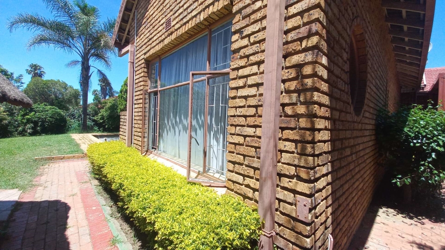 4 Bedroom Property for Sale in Norkem Park Gauteng