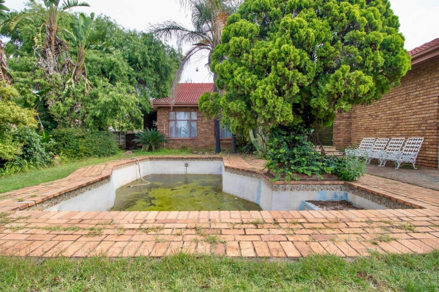 4 Bedroom Property for Sale in Norkem Park Gauteng