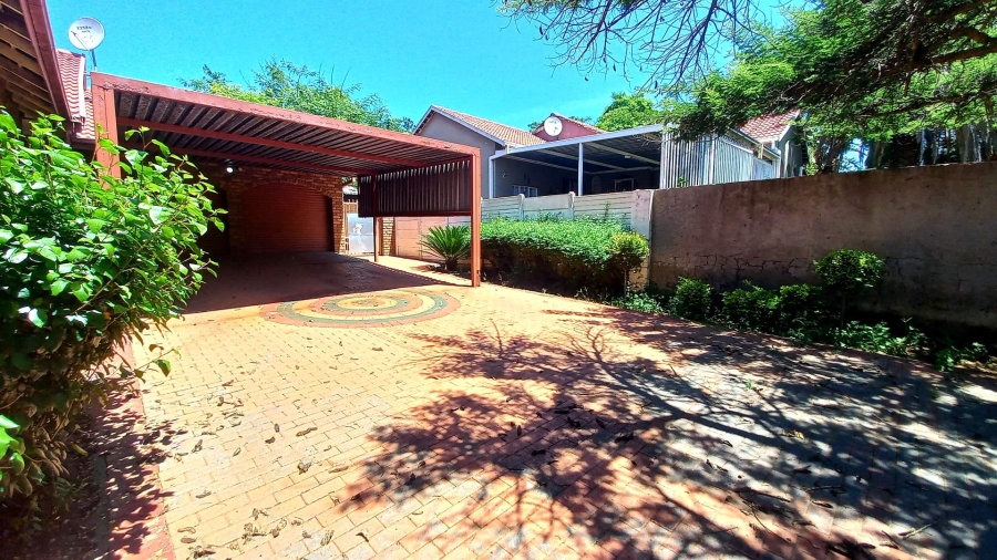 4 Bedroom Property for Sale in Norkem Park Gauteng