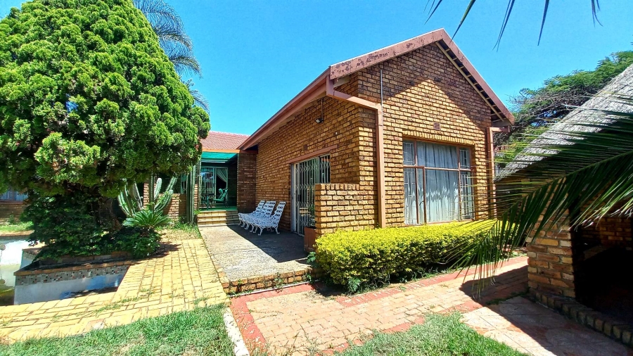 4 Bedroom Property for Sale in Norkem Park Gauteng