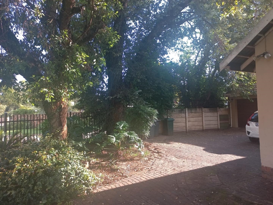 4 Bedroom Property for Sale in Doringkloof Gauteng