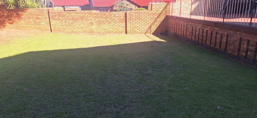 3 Bedroom Property for Sale in South Crest Gauteng