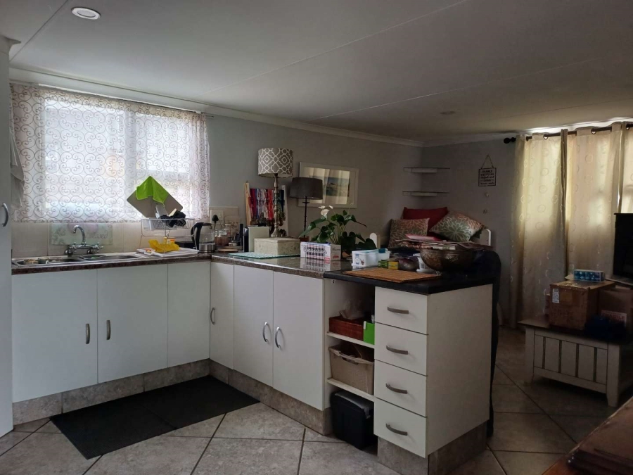 3 Bedroom Property for Sale in Brackendowns Gauteng