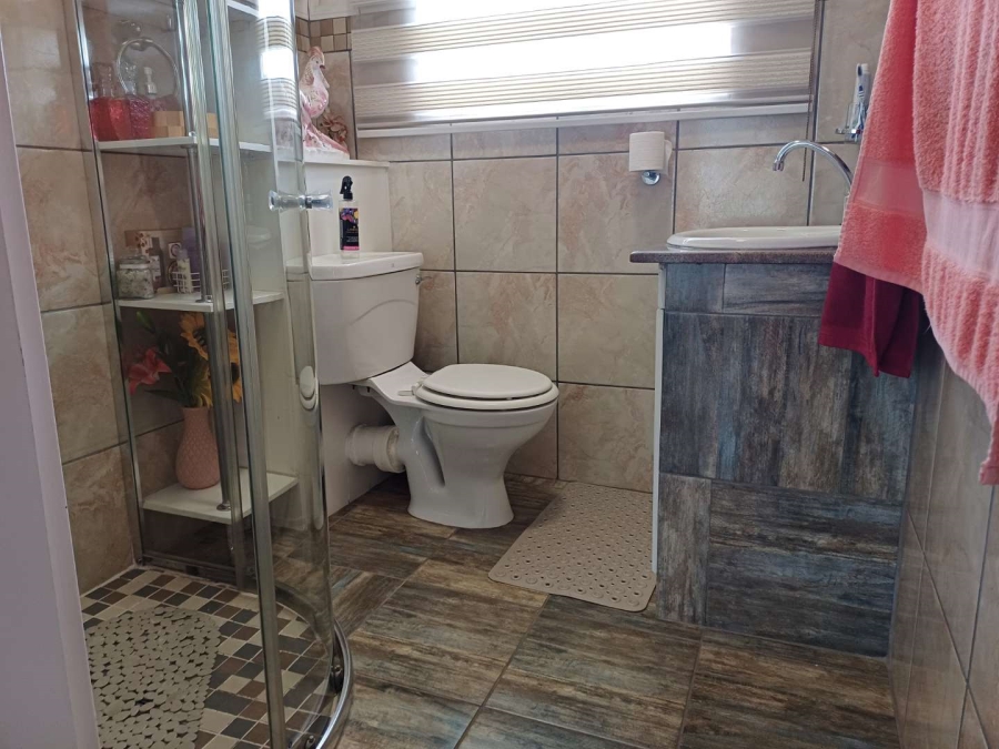 3 Bedroom Property for Sale in Brackendowns Gauteng