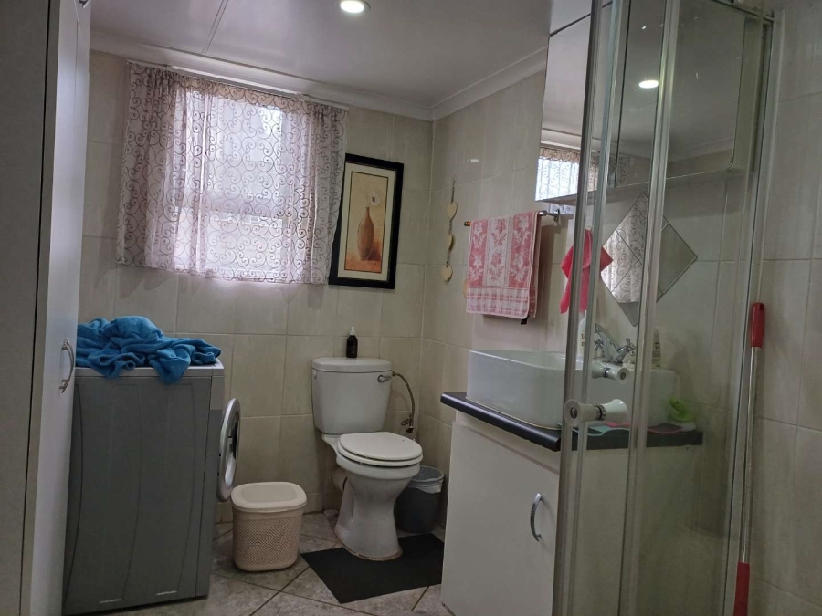 3 Bedroom Property for Sale in Brackendowns Gauteng