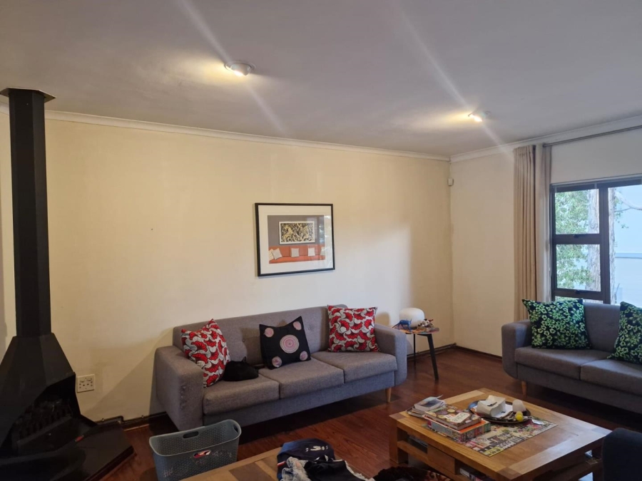 4 Bedroom Property for Sale in Benmore Gauteng