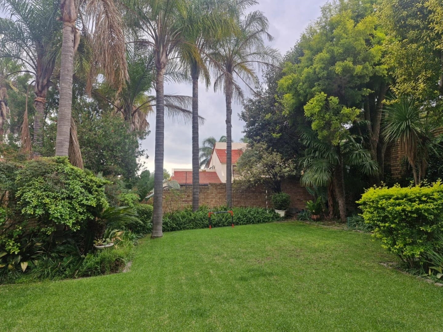 4 Bedroom Property for Sale in Benmore Gauteng