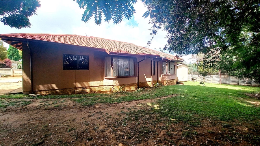 3 Bedroom Property for Sale in Birch Acres Gauteng