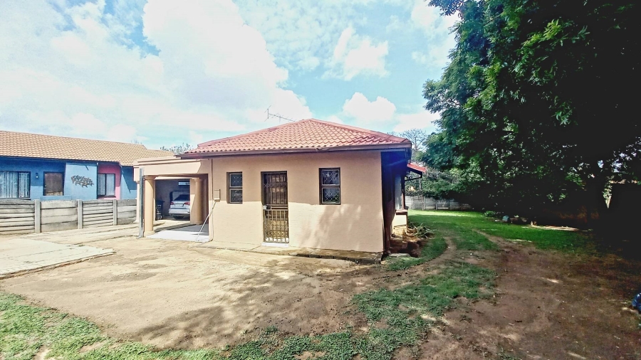 3 Bedroom Property for Sale in Birch Acres Gauteng