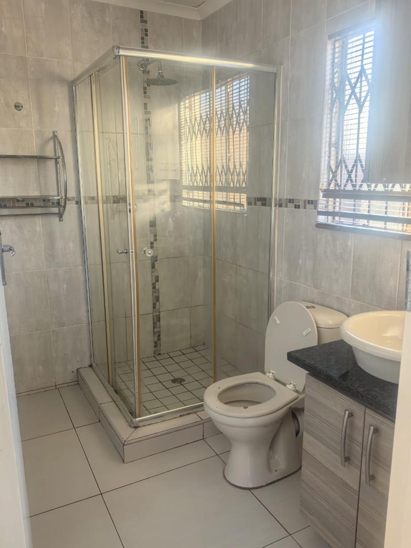 To Let 3 Bedroom Property for Rent in Rosslyn Gauteng