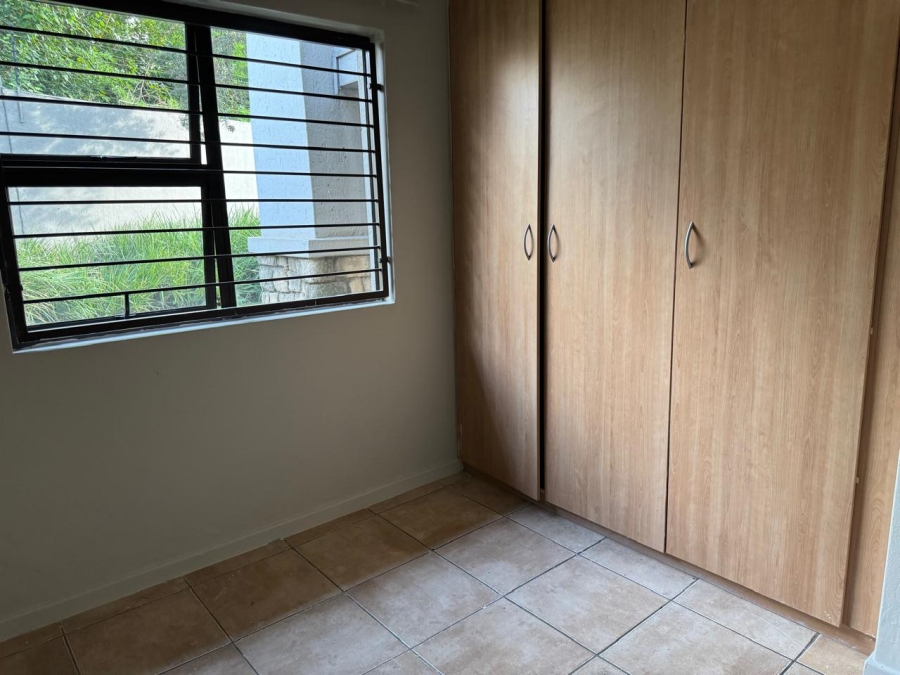 To Let 2 Bedroom Property for Rent in Sunninghill Gauteng