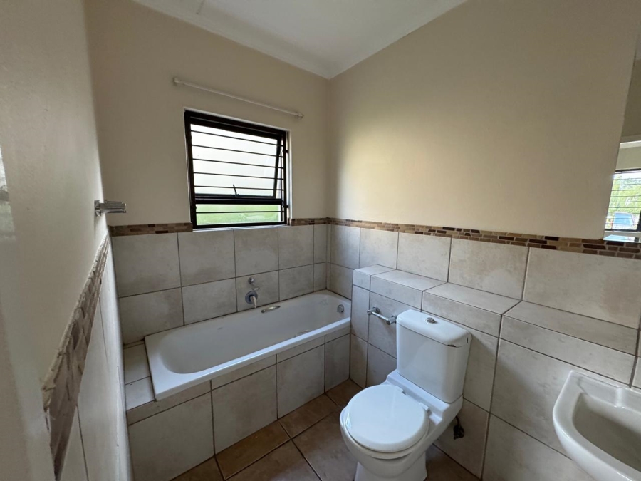 To Let 2 Bedroom Property for Rent in Sunninghill Gauteng