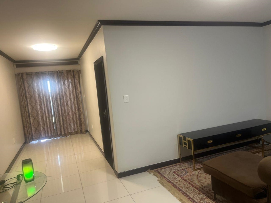 To Let 1 Bedroom Property for Rent in Broadacres Gauteng