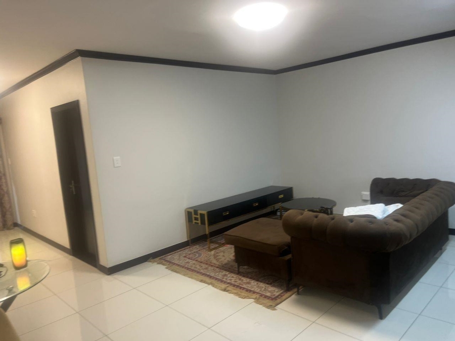 To Let 1 Bedroom Property for Rent in Broadacres Gauteng