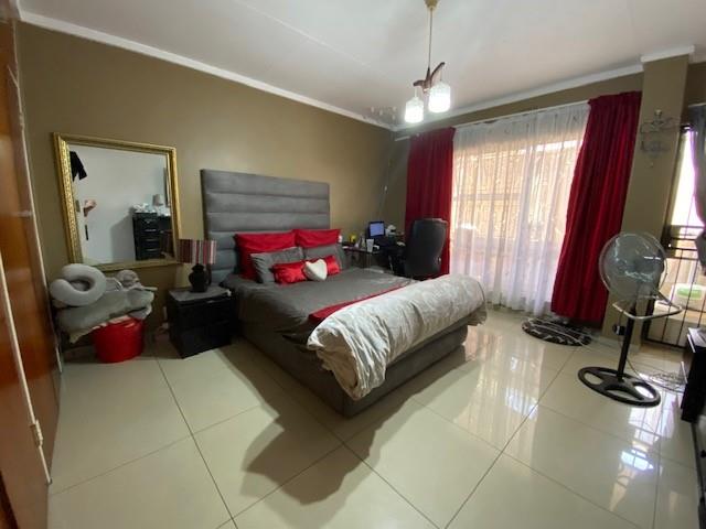 To Let 3 Bedroom Property for Rent in Sunninghill Gauteng