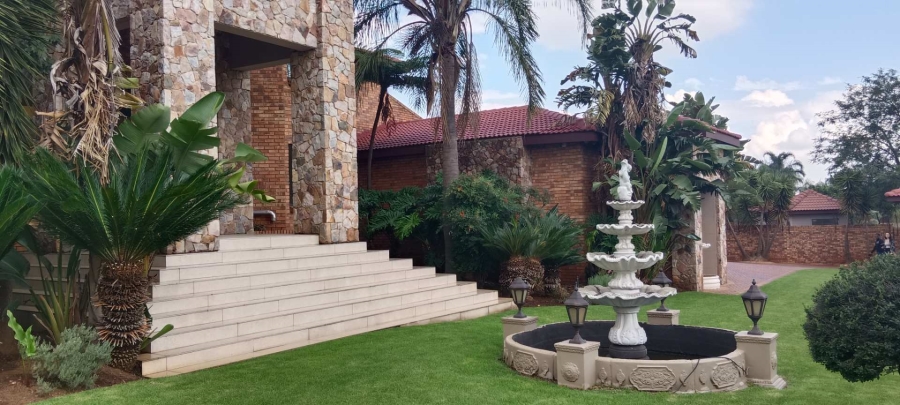 6 Bedroom Property for Sale in Meyersdal Gauteng