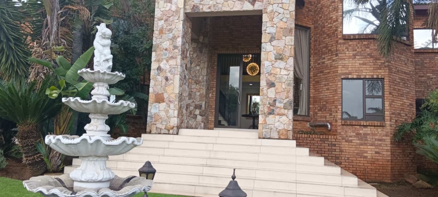 6 Bedroom Property for Sale in Meyersdal Gauteng