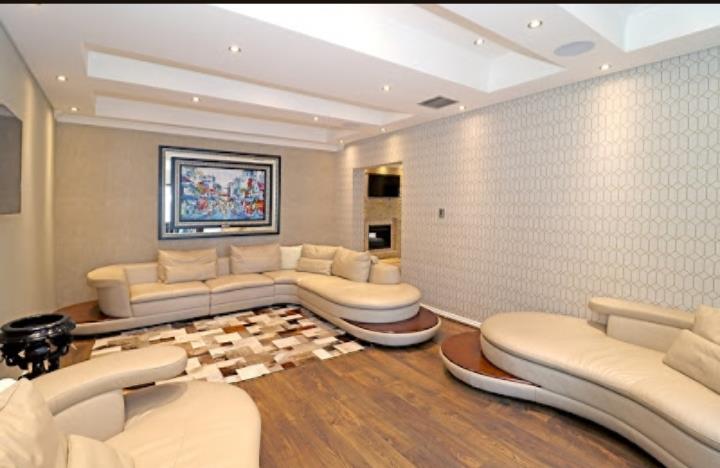 5 Bedroom Property for Sale in Sandown Gauteng