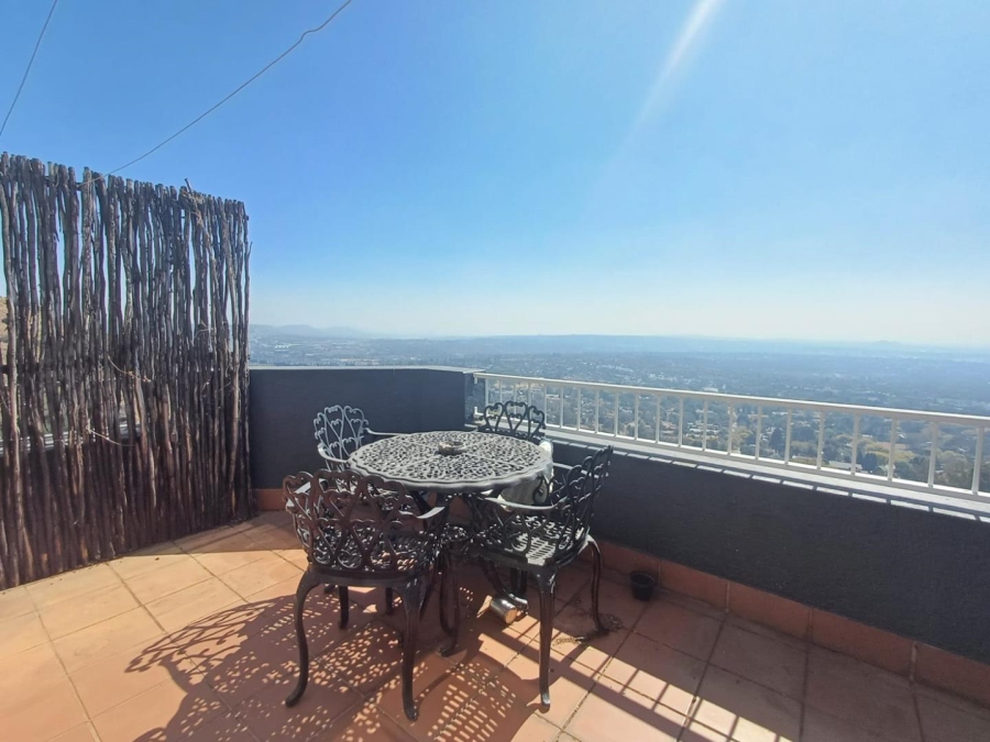 To Let 2 Bedroom Property for Rent in Northcliff Gauteng