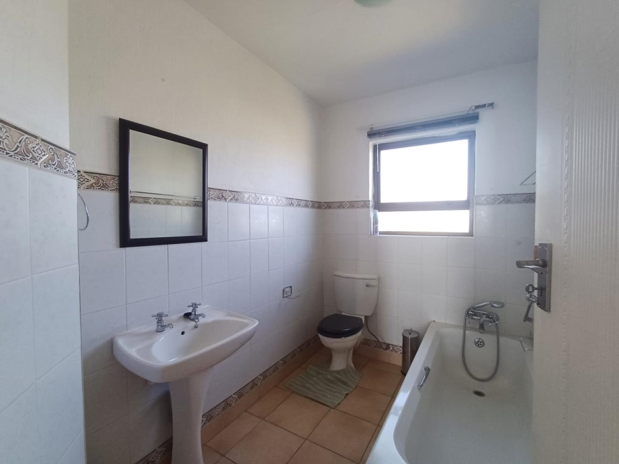 To Let 2 Bedroom Property for Rent in Northcliff Gauteng