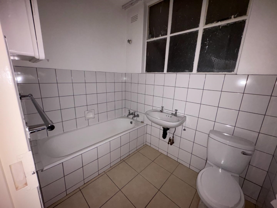 To Let 2 Bedroom Property for Rent in Honeyhills Gauteng