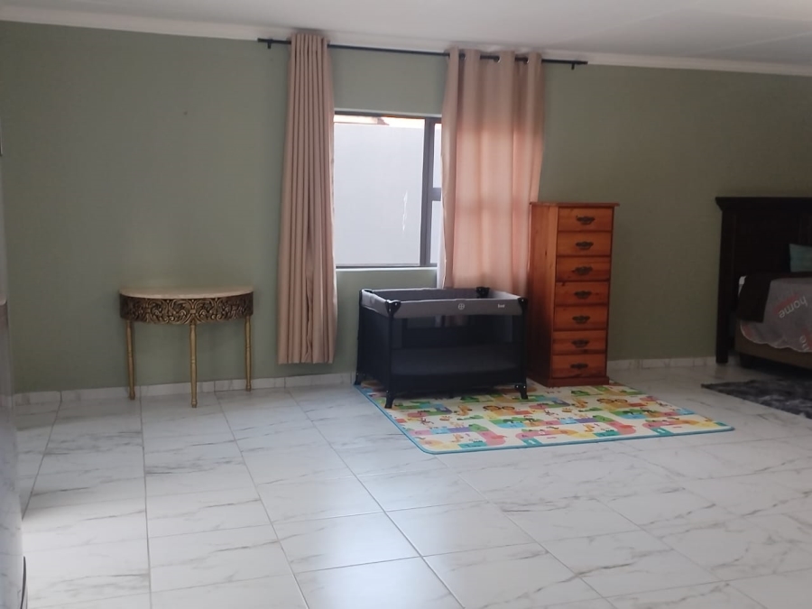 To Let 1 Bedroom Property for Rent in Die Wilgers Gauteng