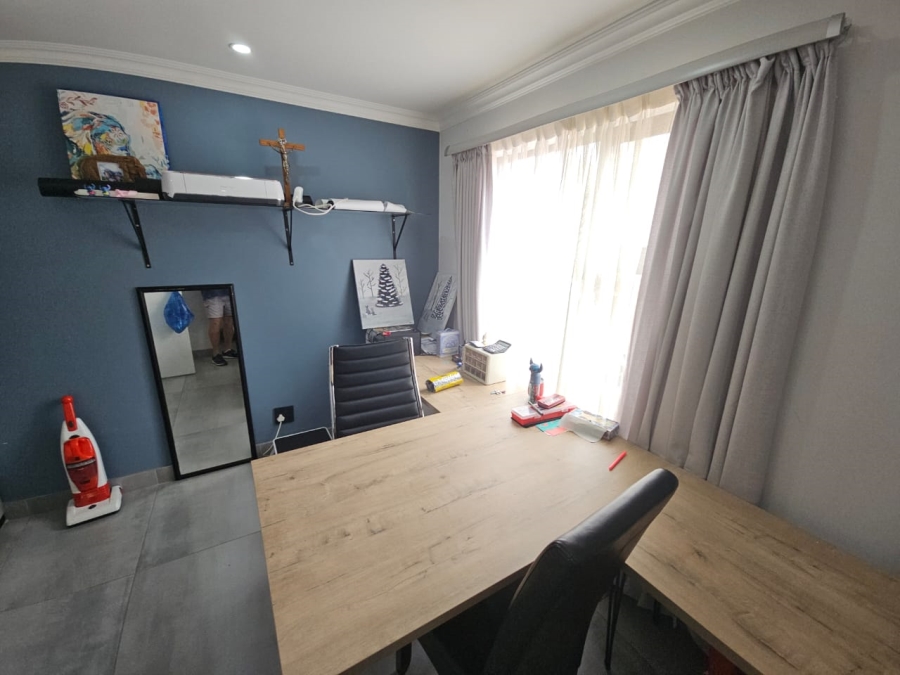 4 Bedroom Property for Sale in Meyersdal Gauteng